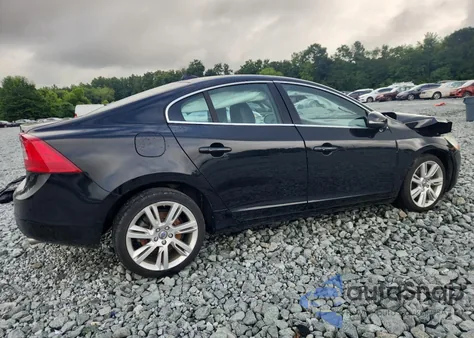 2011 Volvo S60 T6 z USA, uszkodzony, nr VIN YV1902FH6B2011151